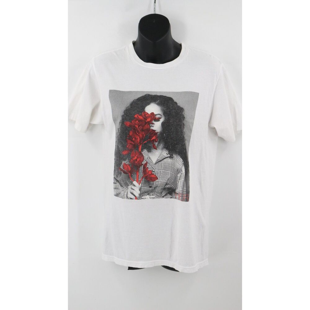 The Thread Shop Womens H.E.R. T-shirt Size Small White